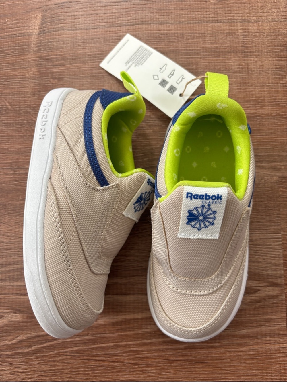NEW Reebok Kids Slip-On Sneakers in Beige, Neon Green & Navy